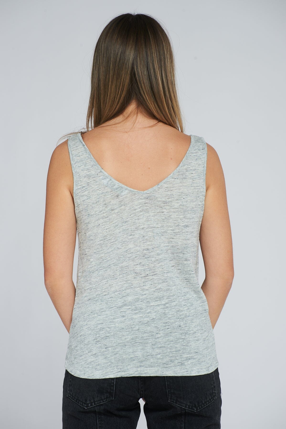 ArnieSays: Jasmien Linen Lt Grey Melange T-shirt