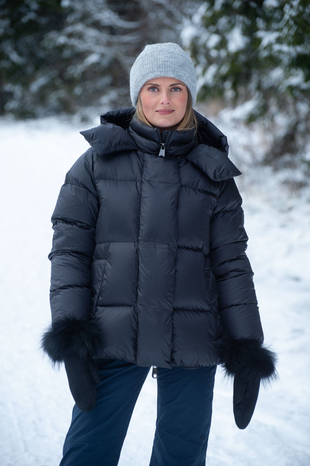 Monel Lucie Boxy Black Ytterplagg