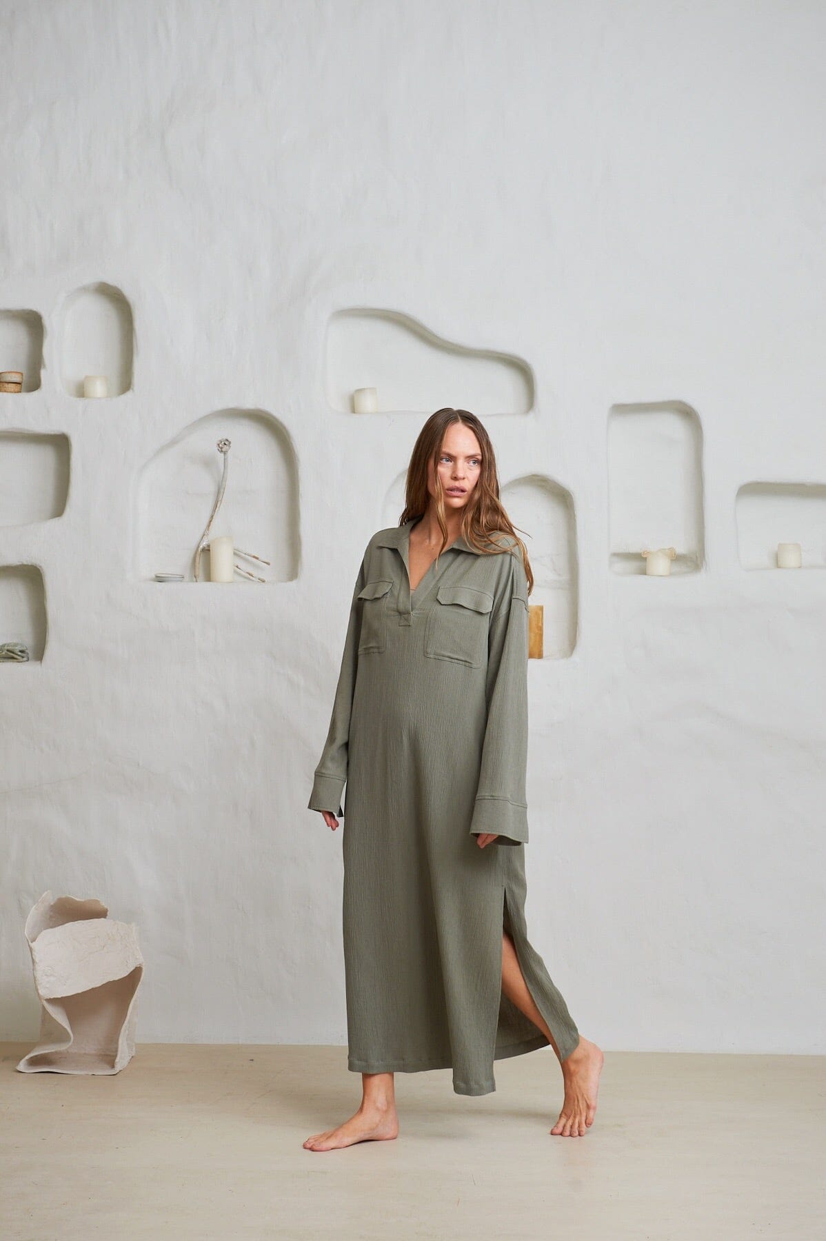 ArnieSays: Aire Crinkled Gauze Khaki Kjole