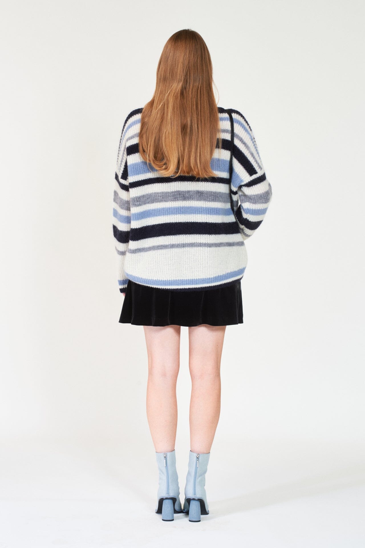 ArnieSays: STELLAR Offwhite/Blue Genser