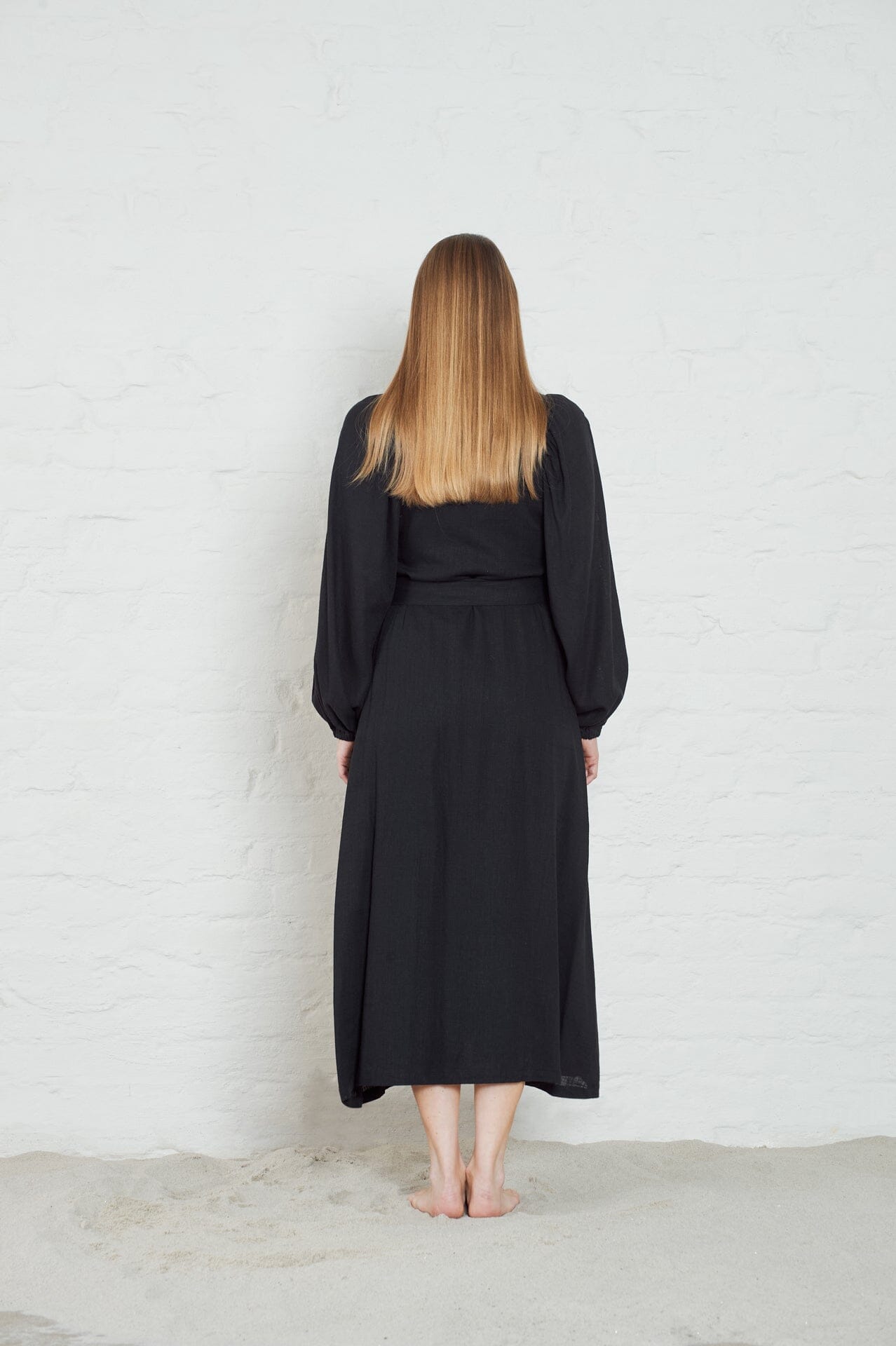 ArnieSays: Milla Linen Blend Black Kjole