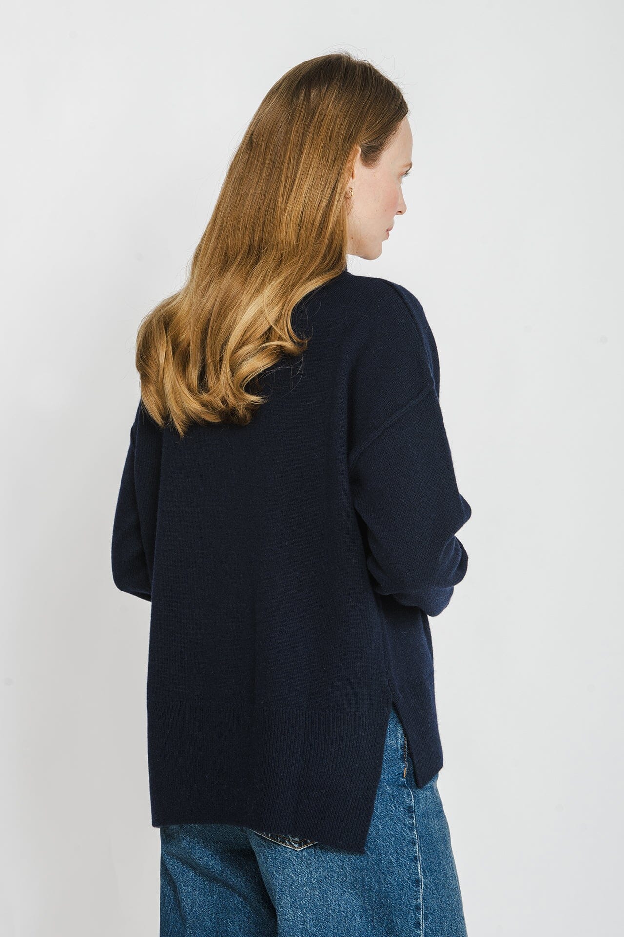 ArnieSays: Wilkins Dk Navy Genser