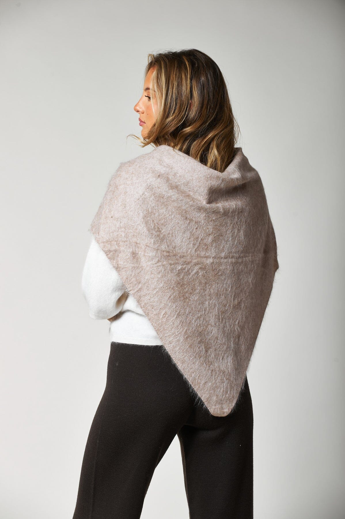 Aurora Caren Cashmere Wrap Taupe Tilbehør
