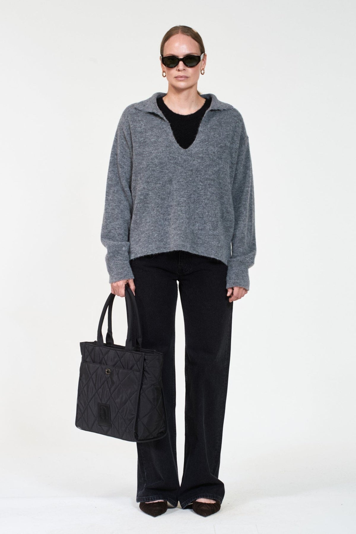 ArnieSays: LOWRY Dk Grey Melange Genser