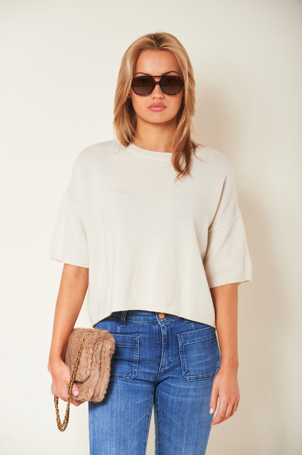 Livia Offwhite