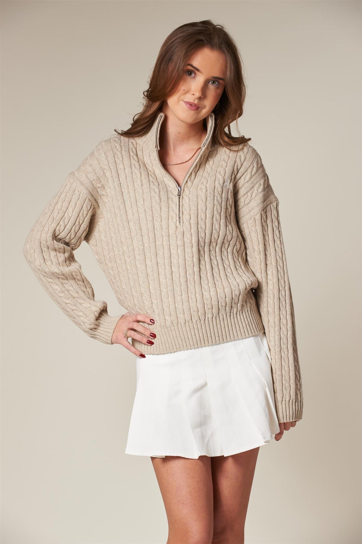 ArnieSays: MADELYN Cable Lt Beige Melange Genser