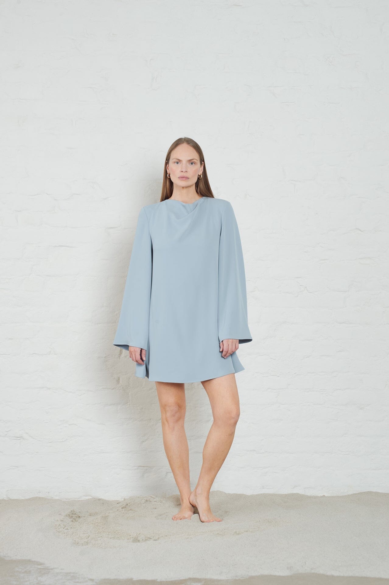ArnieSays: Erin Crepe Pale Blue Kjole