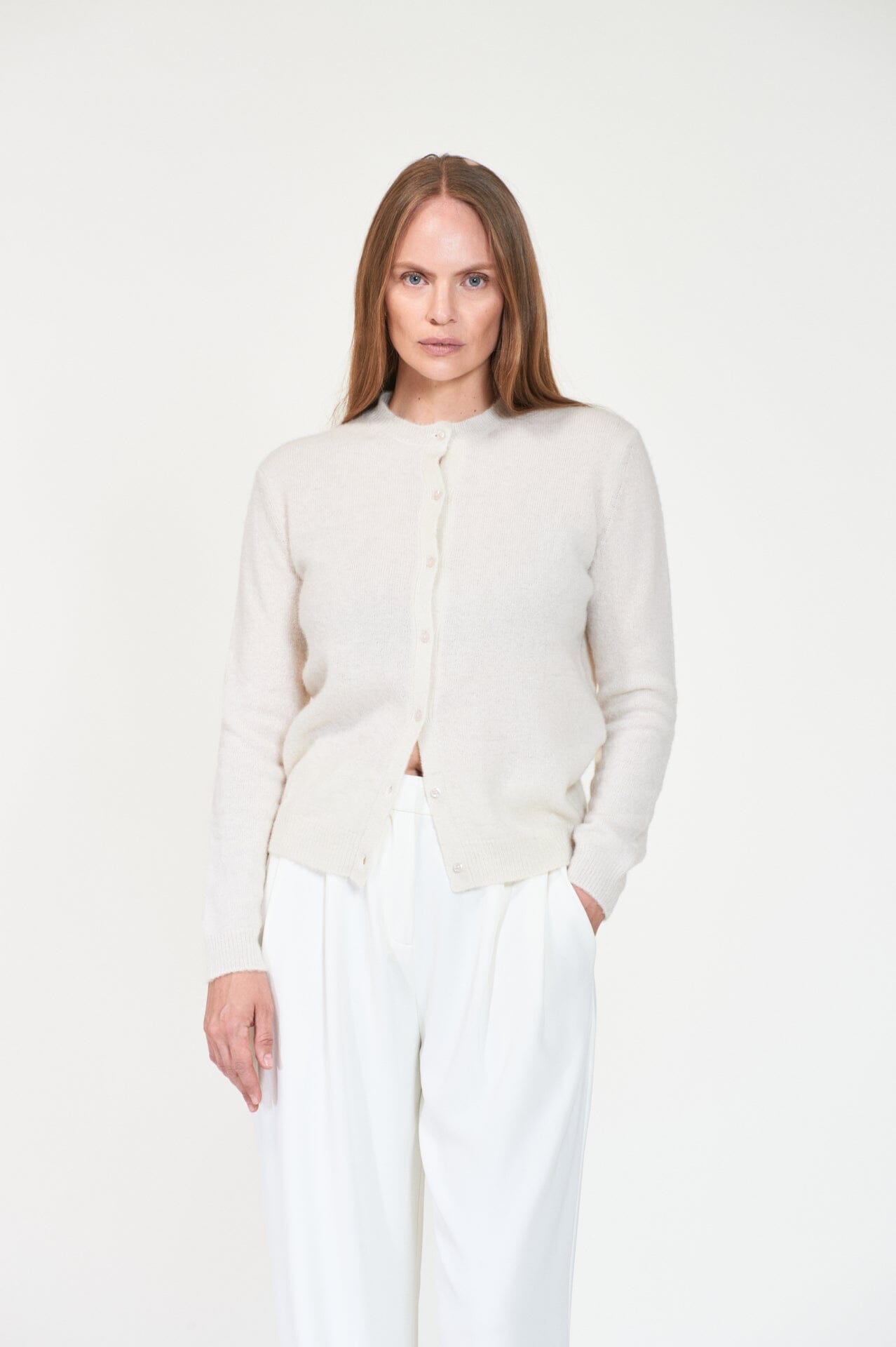 ArnieSays: COCO Offwhite Genser