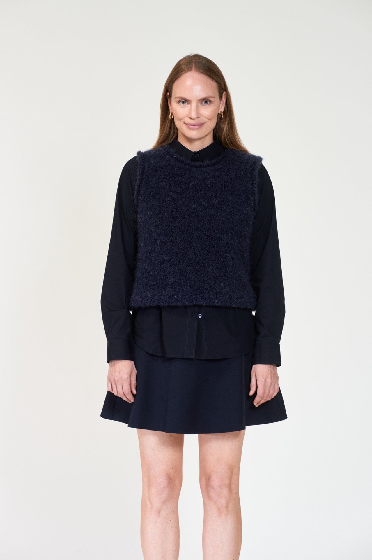 ArnieSays: CRYSTAL Dk Navy Genser