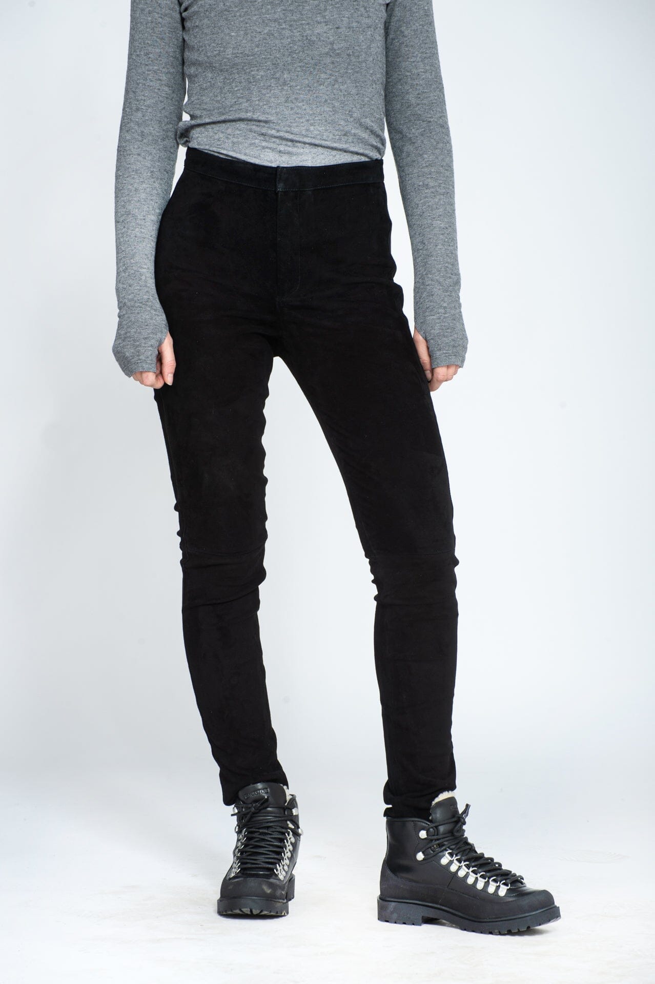The Product Suede Pant Black Bukse