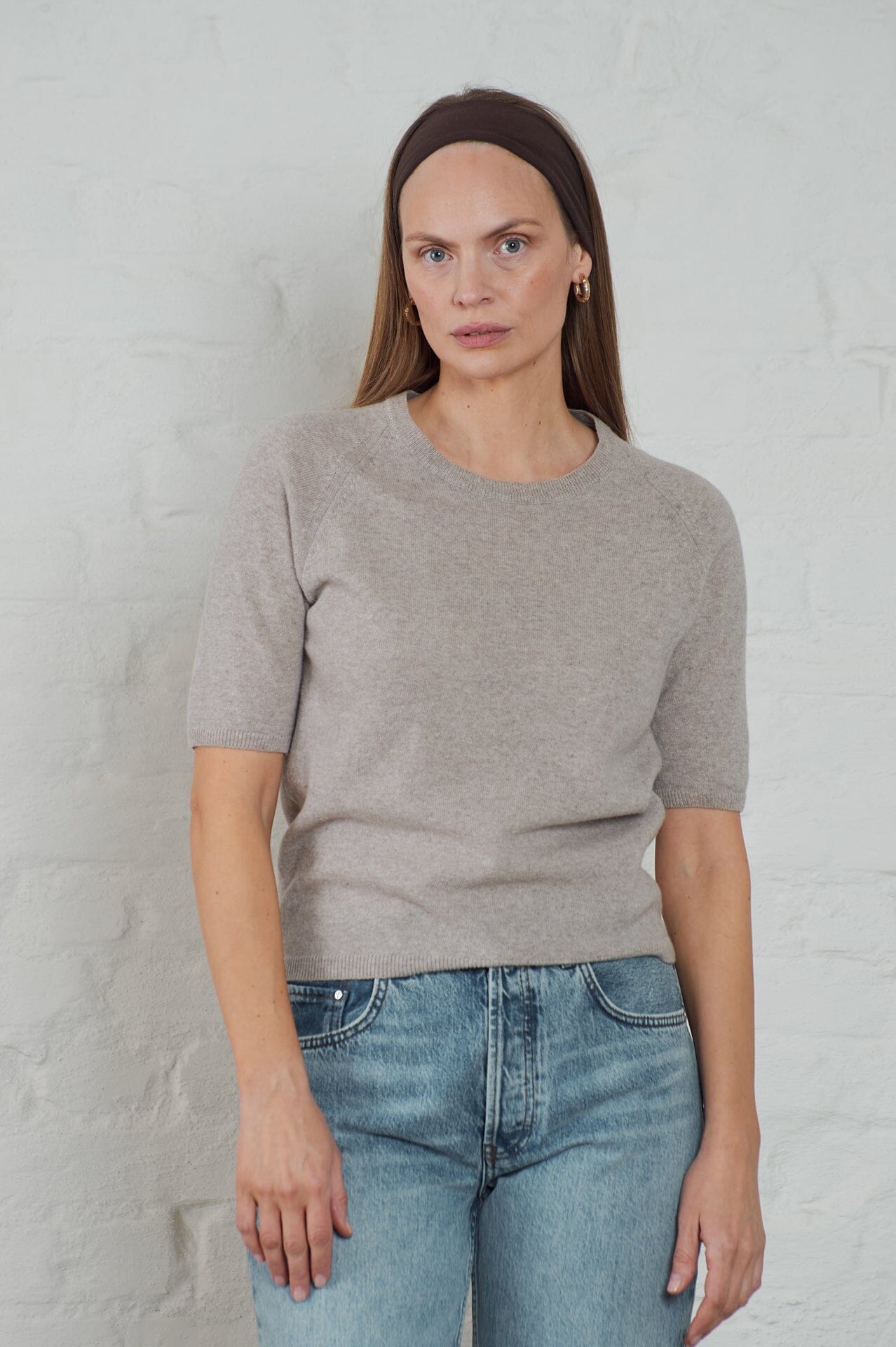 ArnieSays: Julia Lt Beige Melange Genser