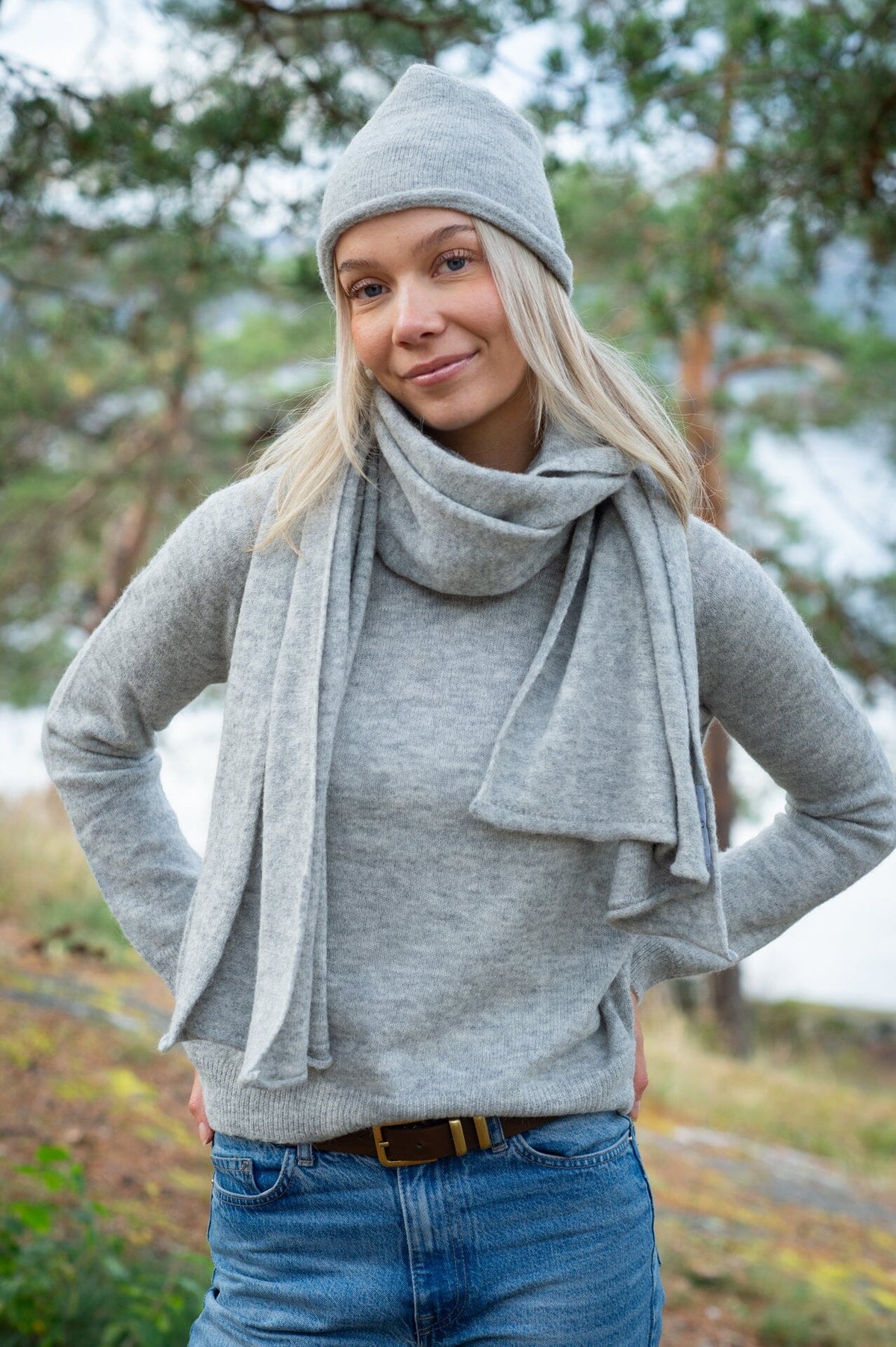 ArnieSays: GINI Lt Grey Melange Hodeplagg