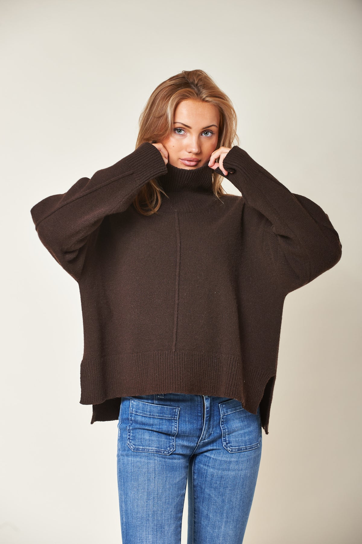Eyre Dk Brown