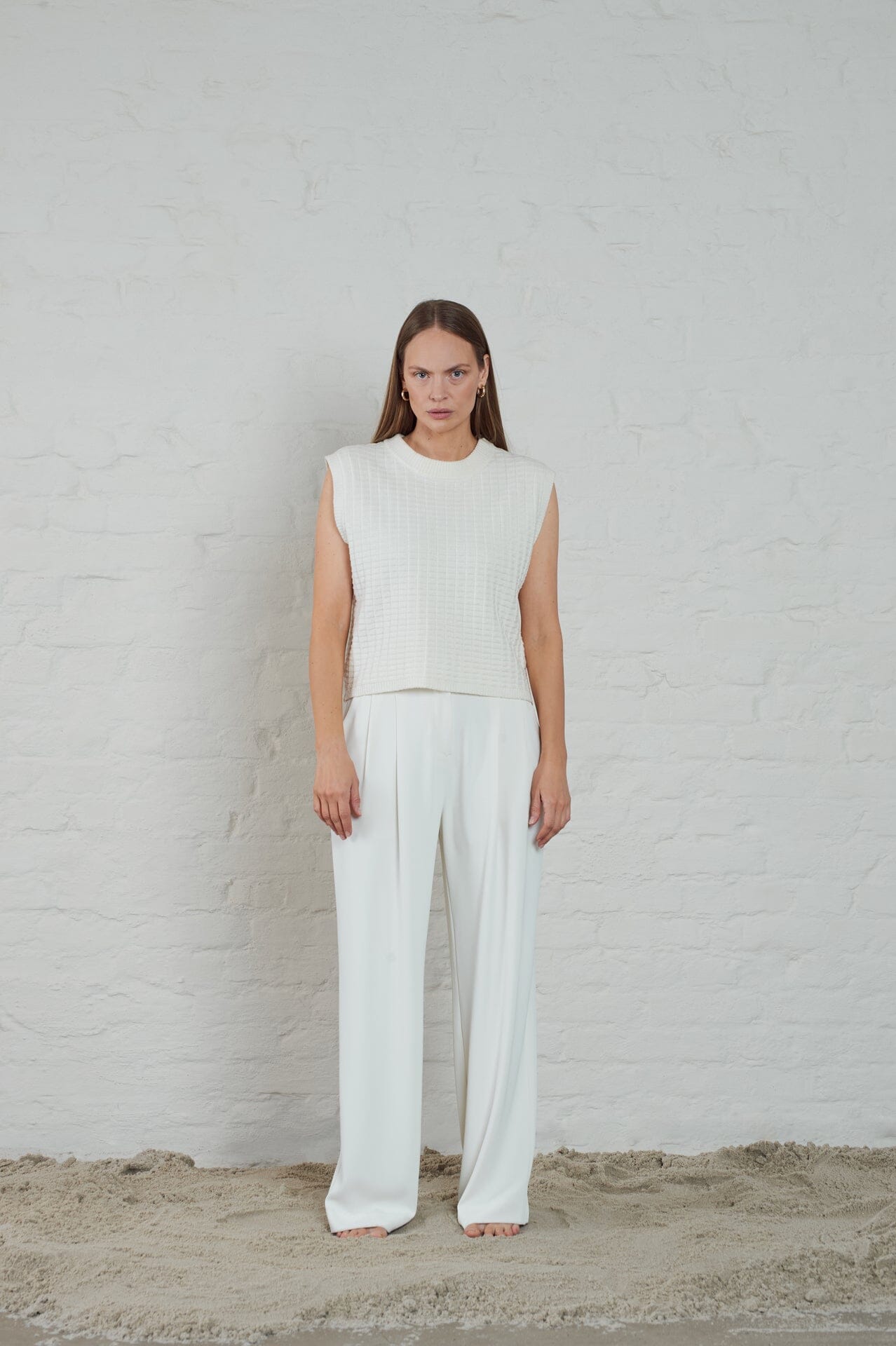 ArnieSays: Duke Crepe Cream Bukse