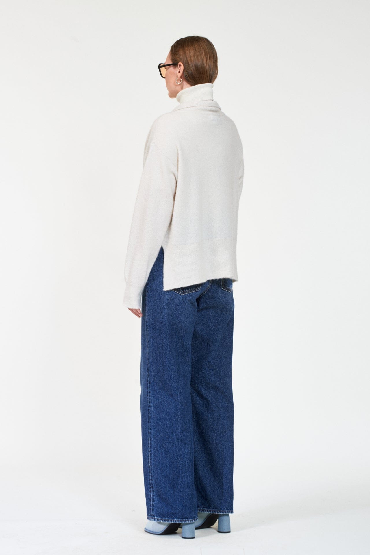 ArnieSays: LOWRY Offwhite Genser