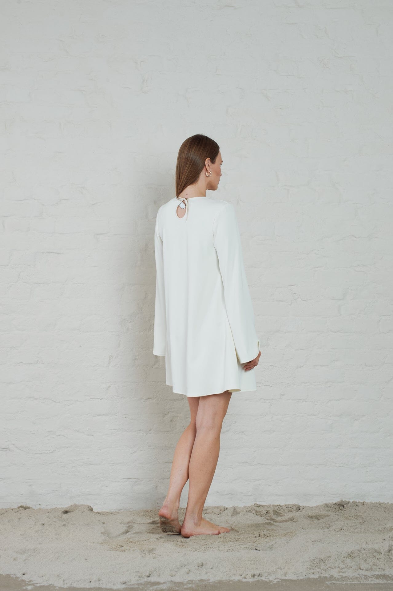 ArnieSays: Erin Crepe Cream Kjole