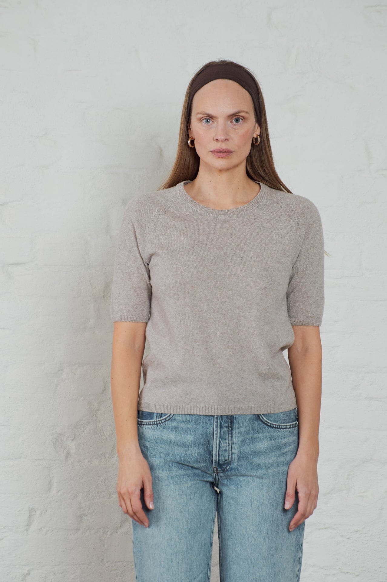 ArnieSays: Julia Lt Beige Melange Genser