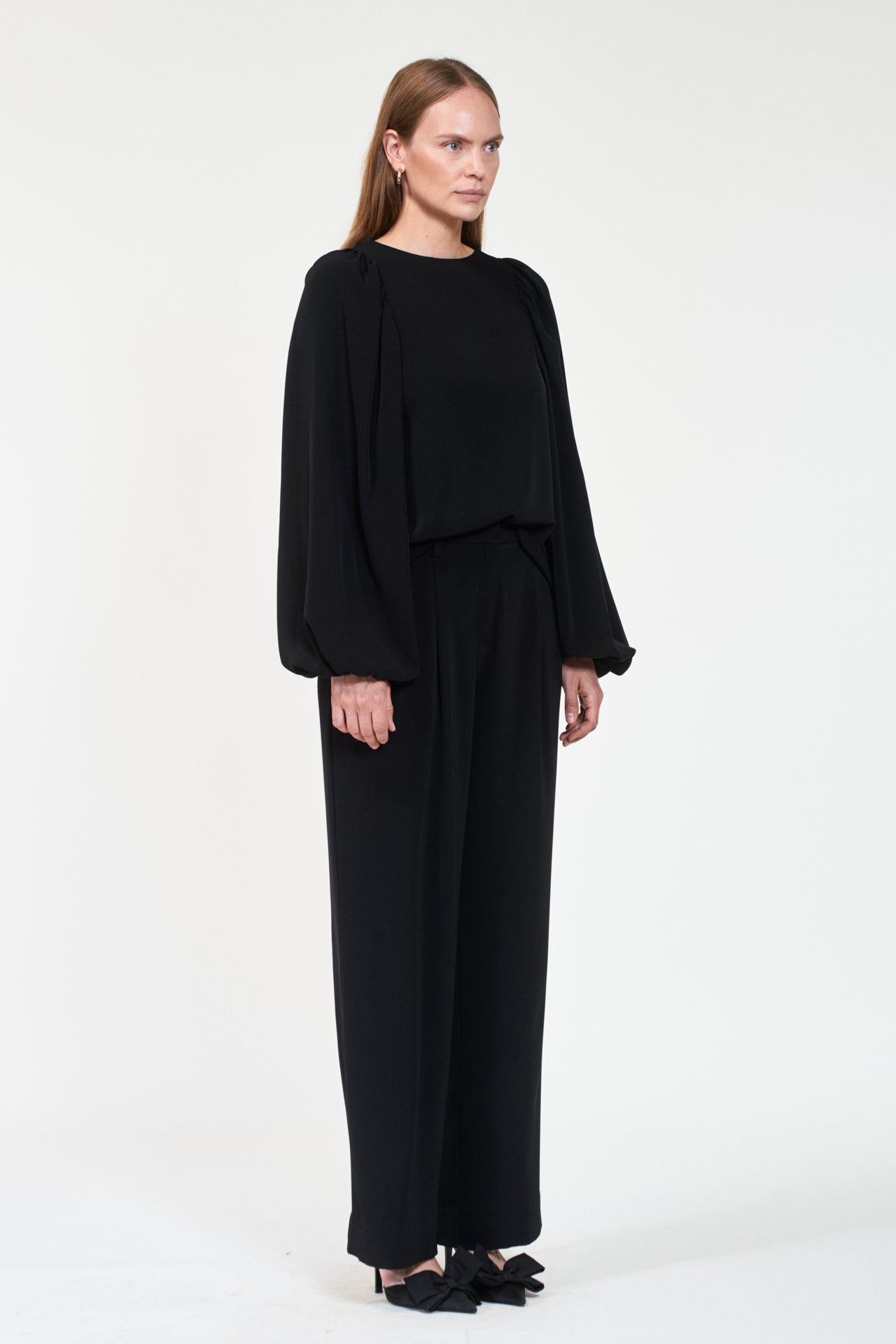 DUKE Crepe Black