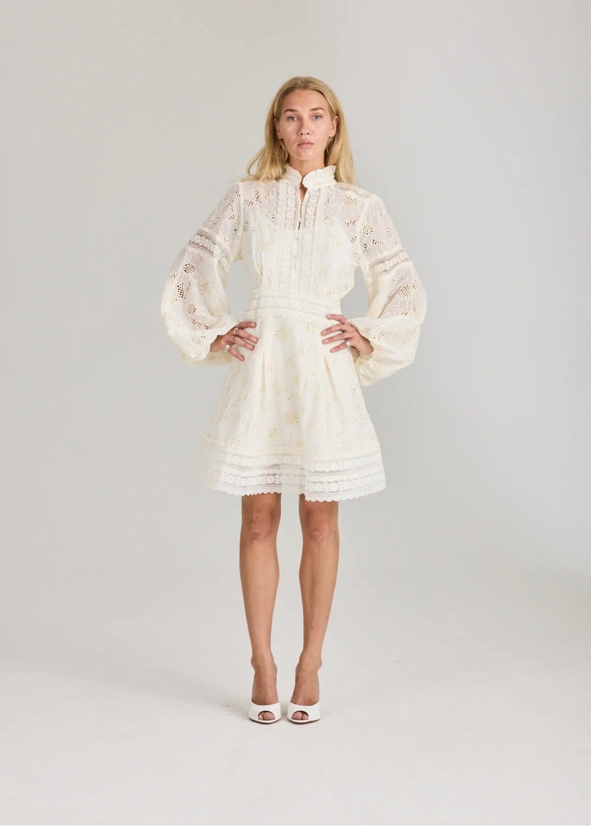 RAVN RAVN Aliah Daisy Dress Cream Kjole