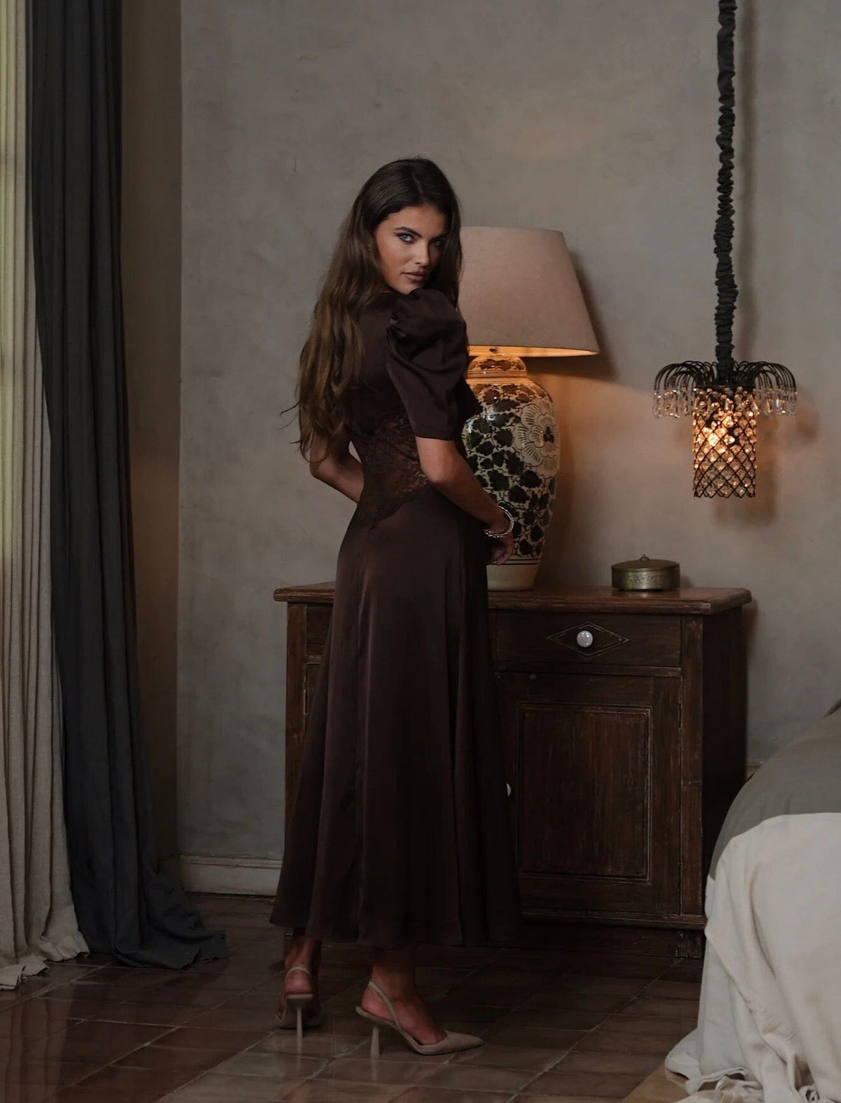 Love Lolina Francis lace midi dress Espresso Kjole