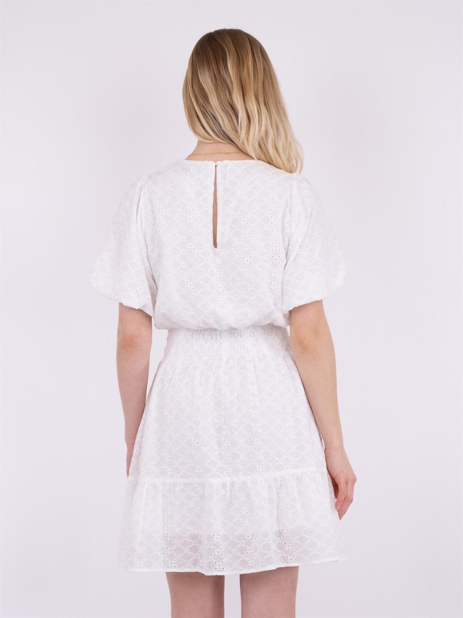 Neo Noir Baja Embroidery Dress White Kjole