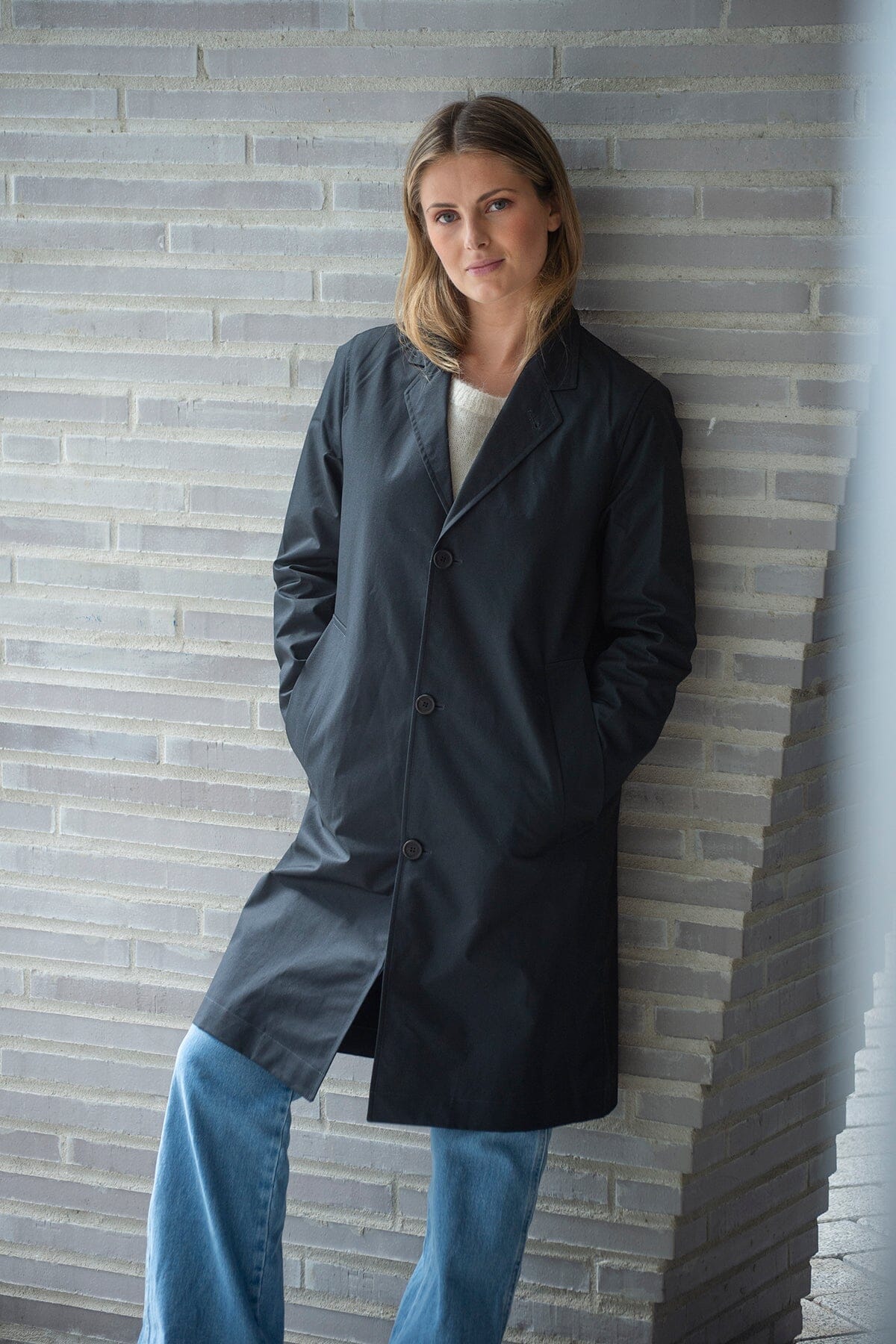 Stutterheim Kivik Black Ytterplagg
