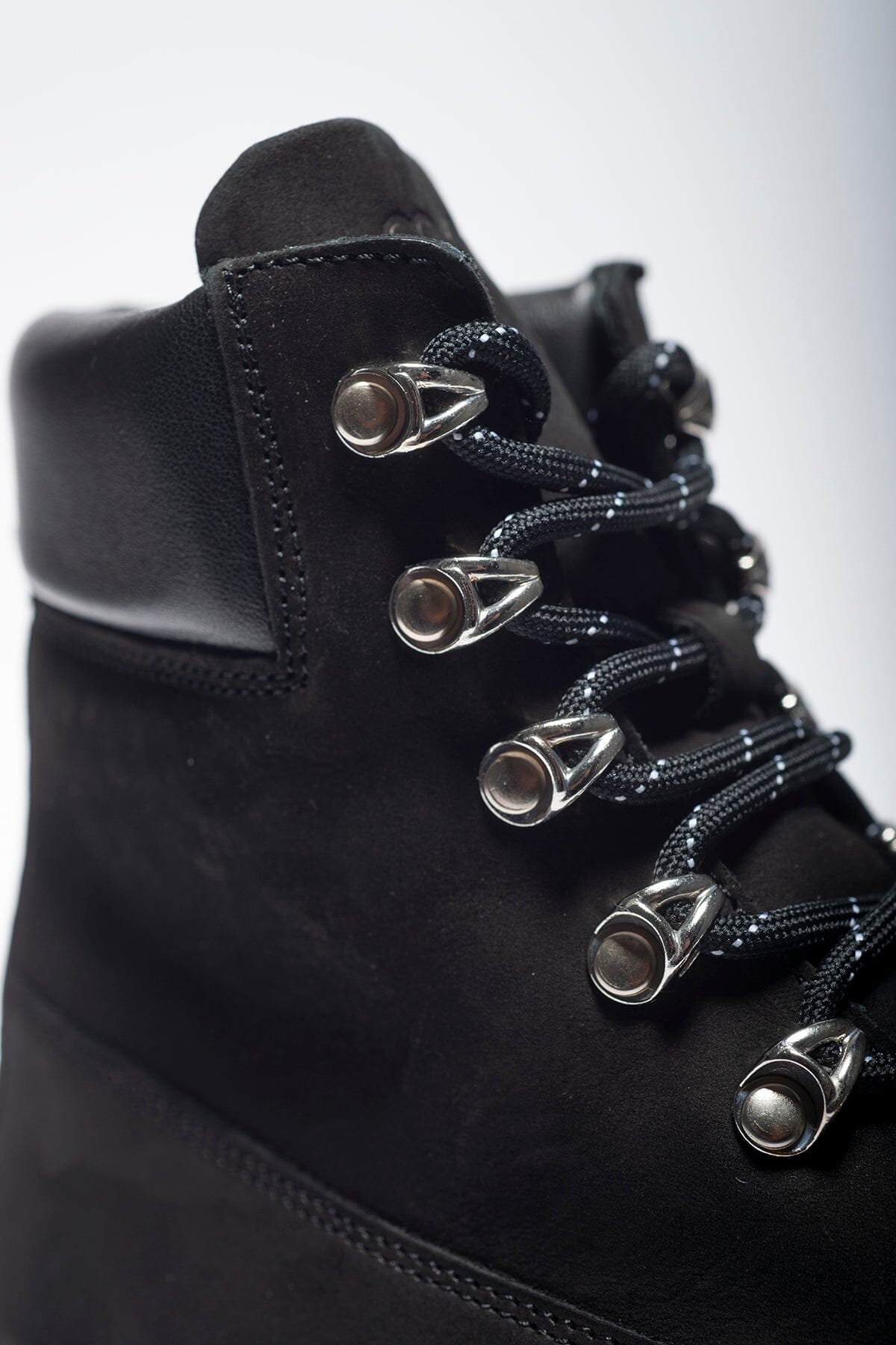 Mono Dici Nubuck Black Sko
