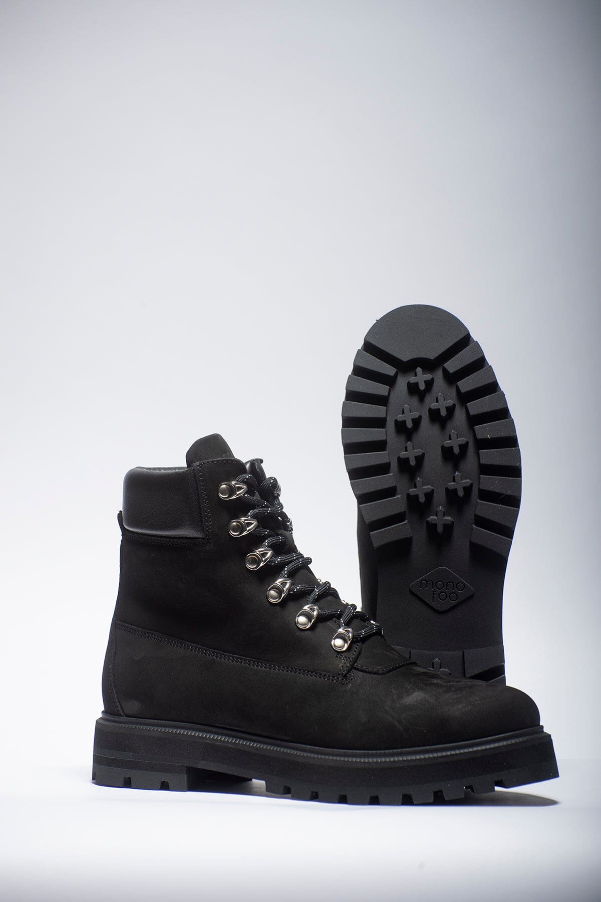 Mono Dici Nubuck Black Sko